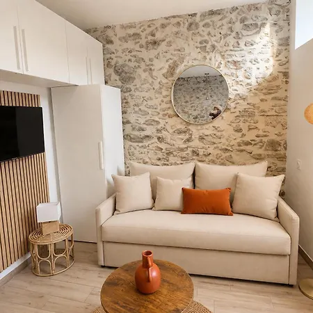 Studio - 50M Vieux Port - Parking Inclus- Clim La Ciotat